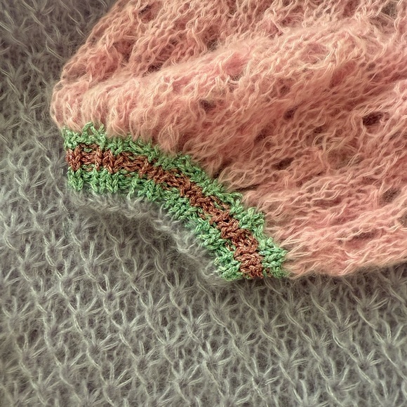 NWT Rose Carmine Mohair Balloon Sleave Sweater M - Picture 3 of 8